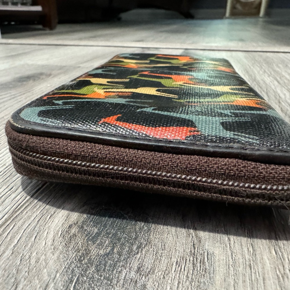 Fossil Key-Per Giraffe Wallet-(2of 2) - image 4